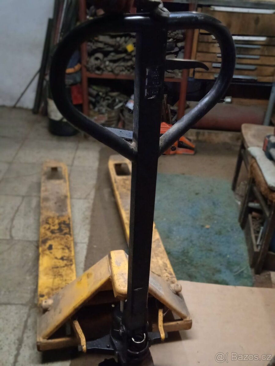 Paletový vozík 2000kg - 4