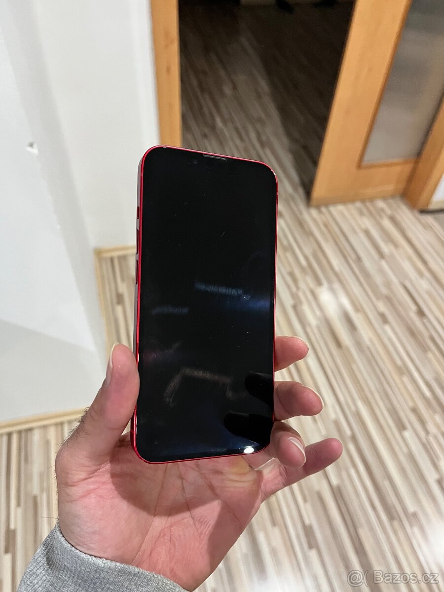 IPhone 13 RED - 4