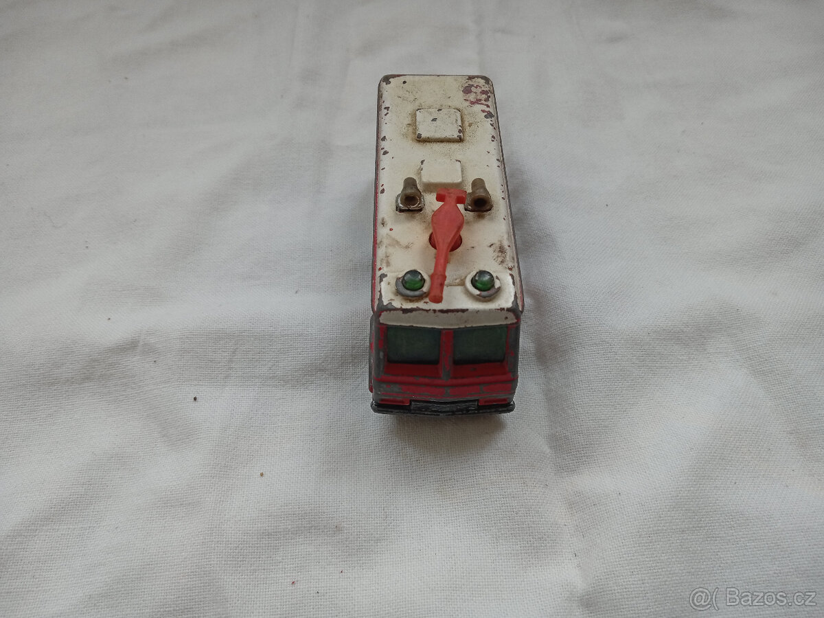 Staré hasičské autíčko Matchbox. - 4
