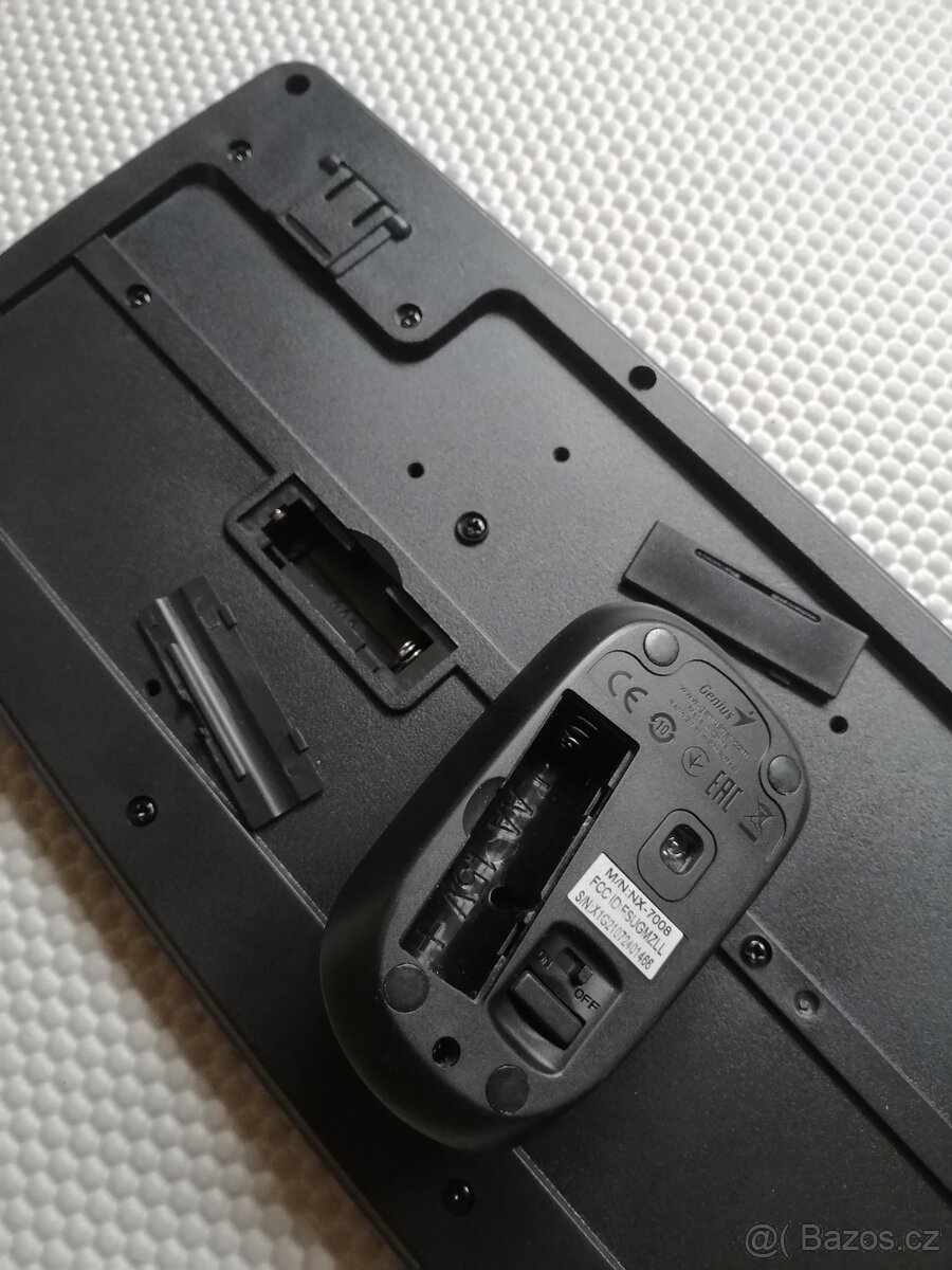 Bezdrátová myš a klávesnice Genius - 4