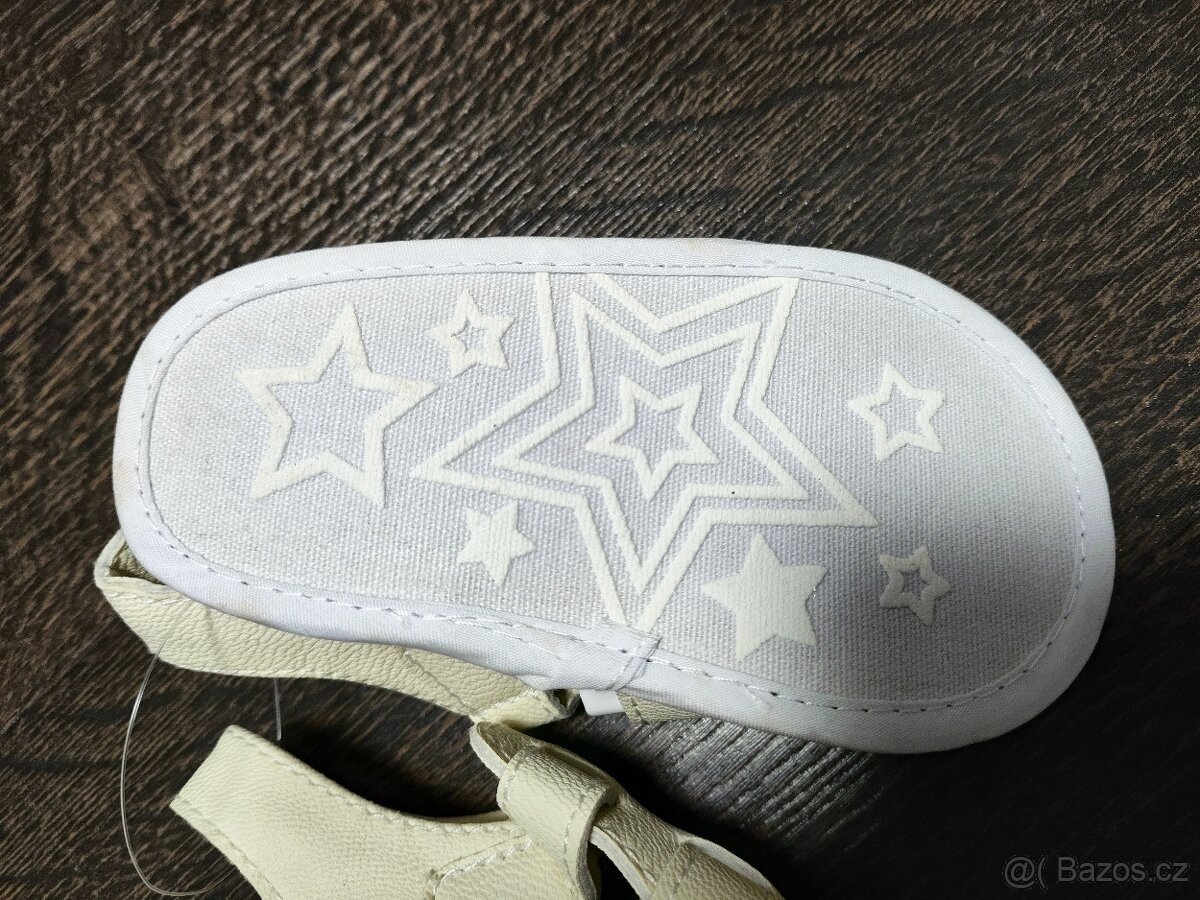 PRVNÍ DĚTSKÉ BOTIČKY NOVÉ - BÍLÉ - 4