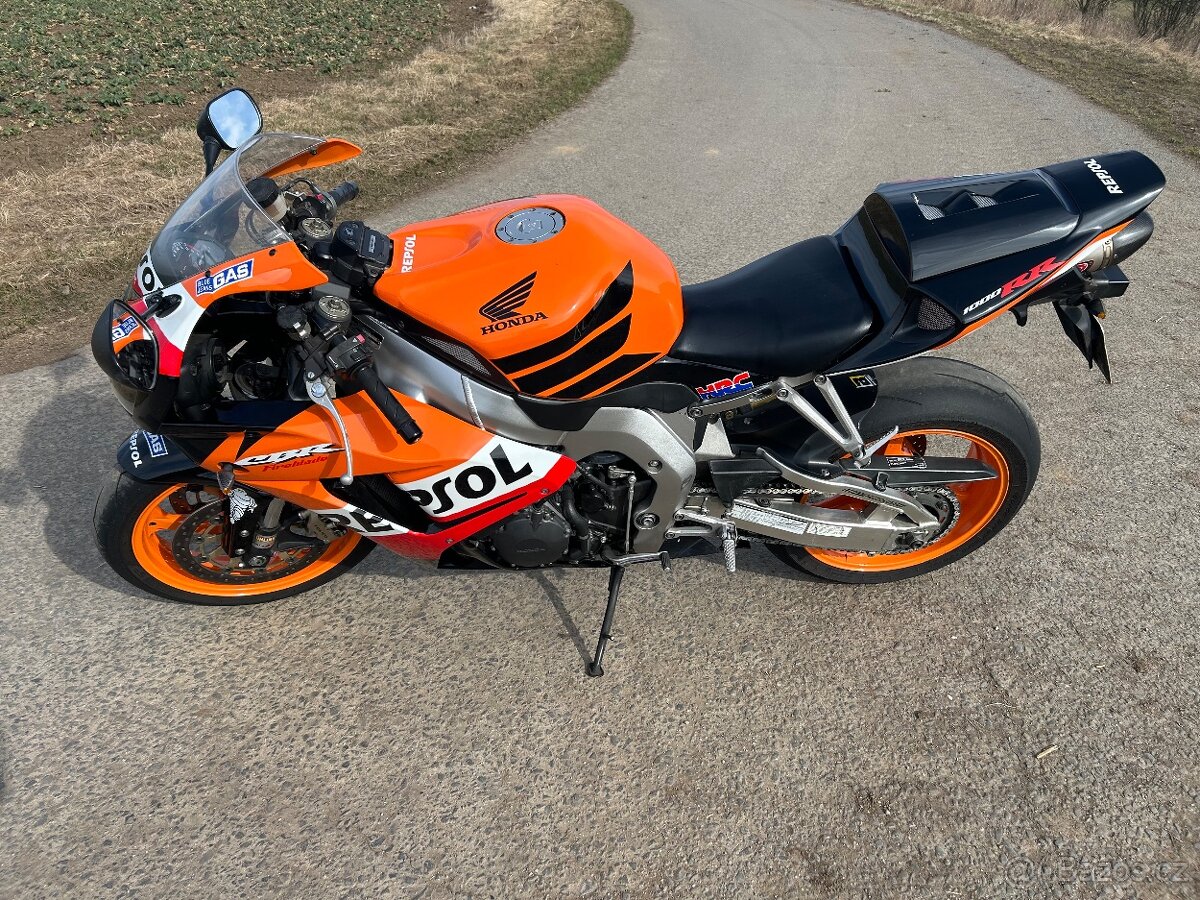 Honda CBR 1000rr - 4