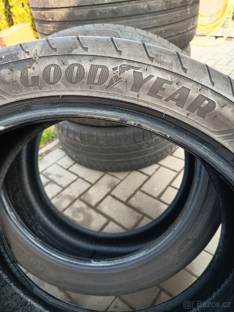 letní pneu 255/40/21 - 4