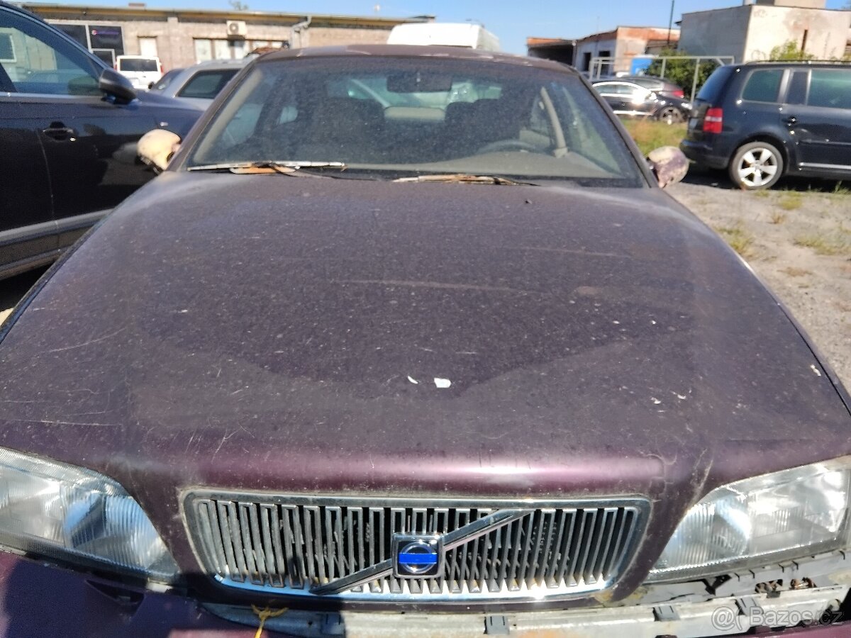 S L E V A . . VOLVO C70 coupe 2,0i Turbo T5R 250PS manual - 4