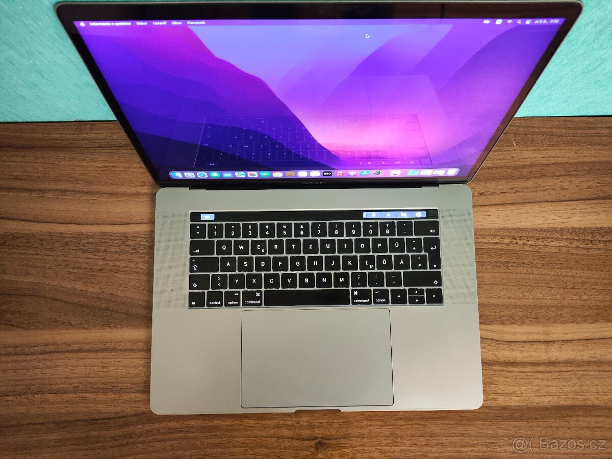 MacBook Pro 15 2016 | i7 • 16GB • 256GB SSD - 4