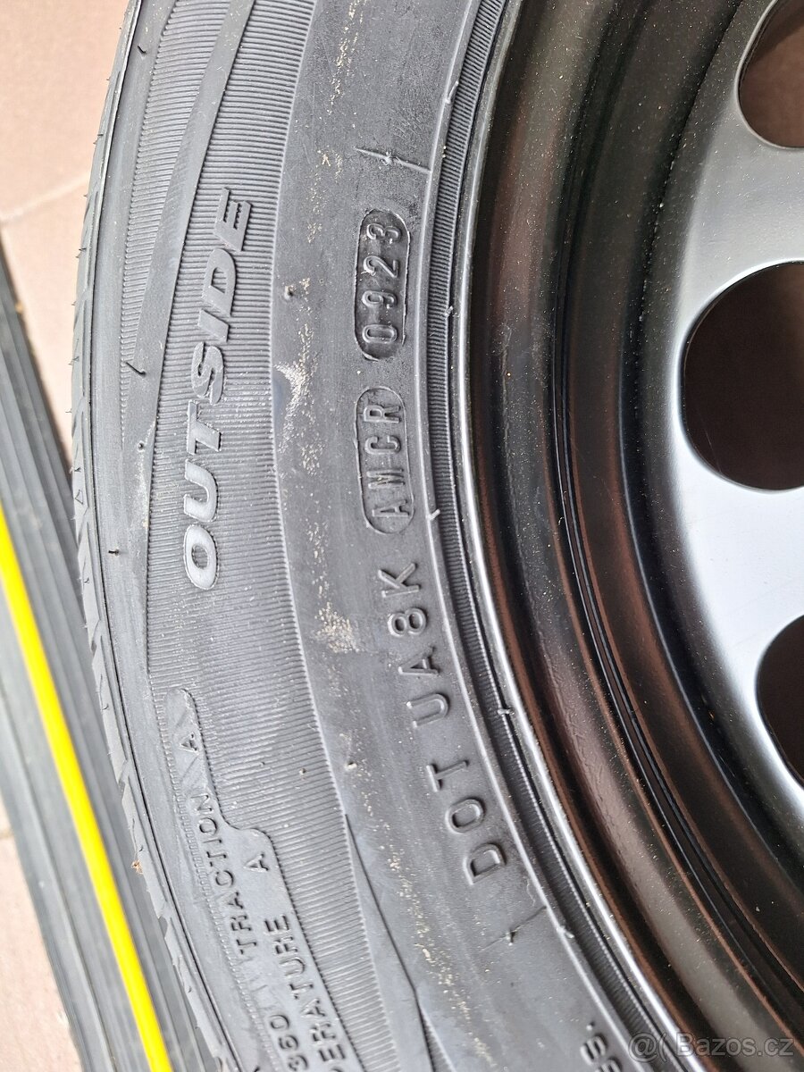 Rezervni kolo + sada na vymenu - 4