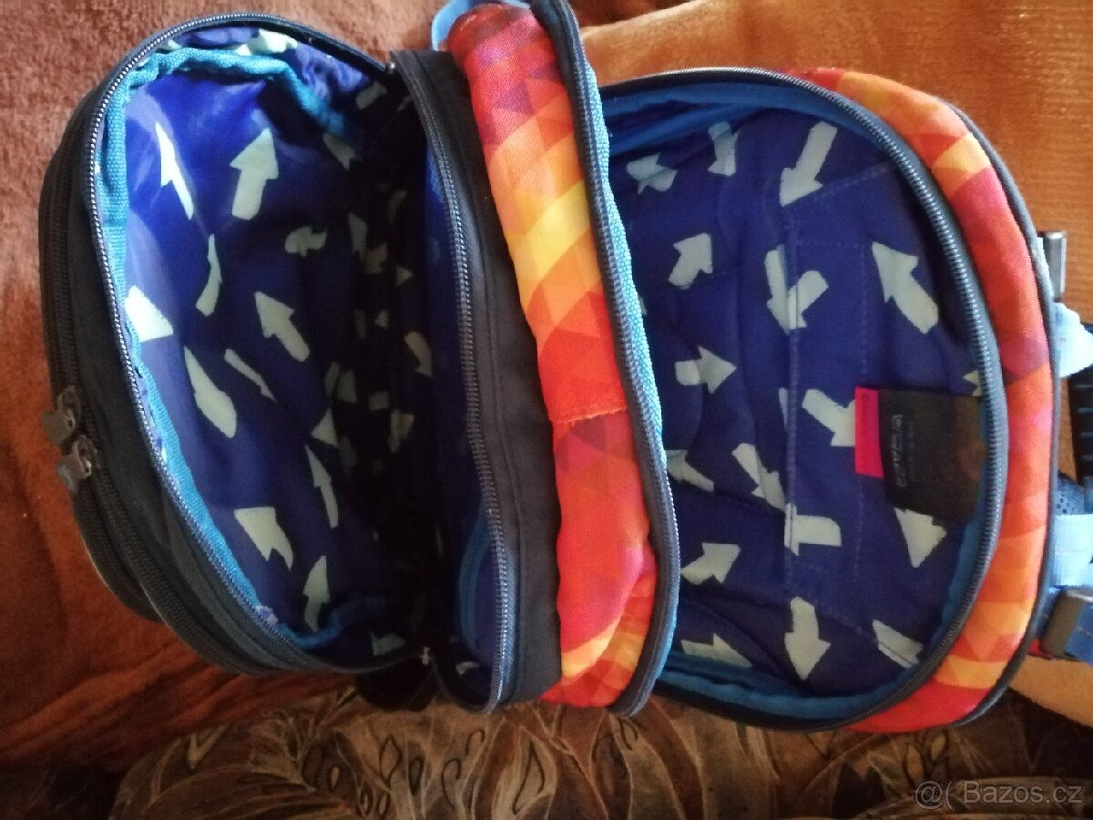 Prodám školní batoh. - 4