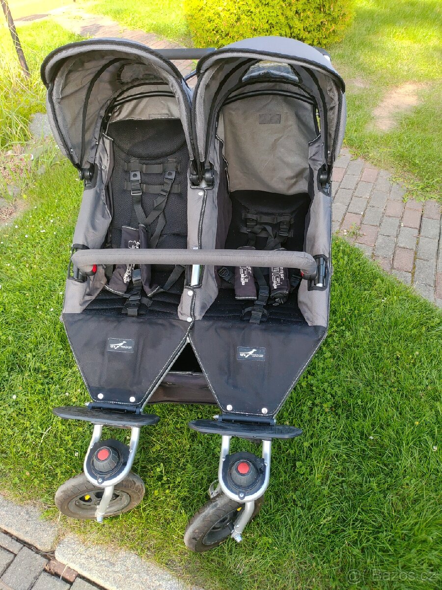 Kočárek pro dvojčata Zn.TFK - 4