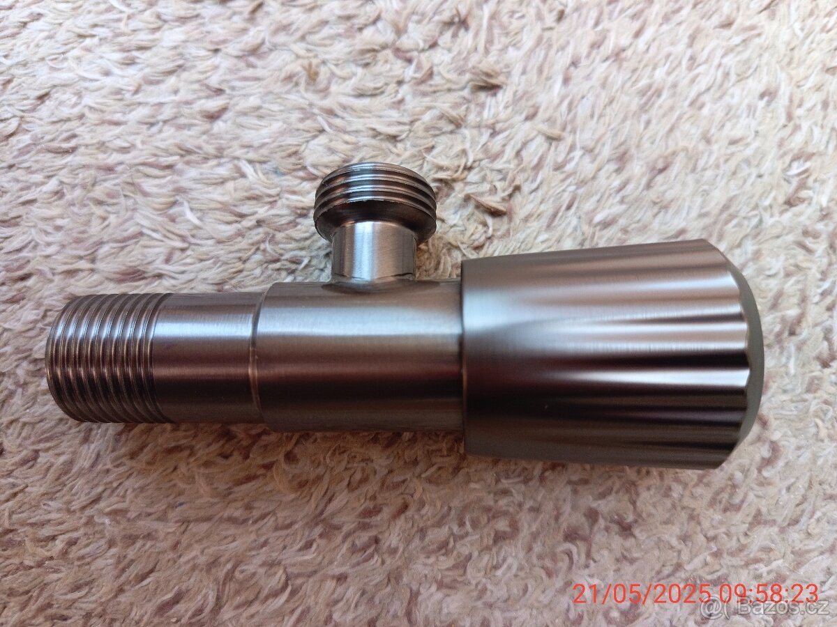 Rohový ventil 1/2". - 4