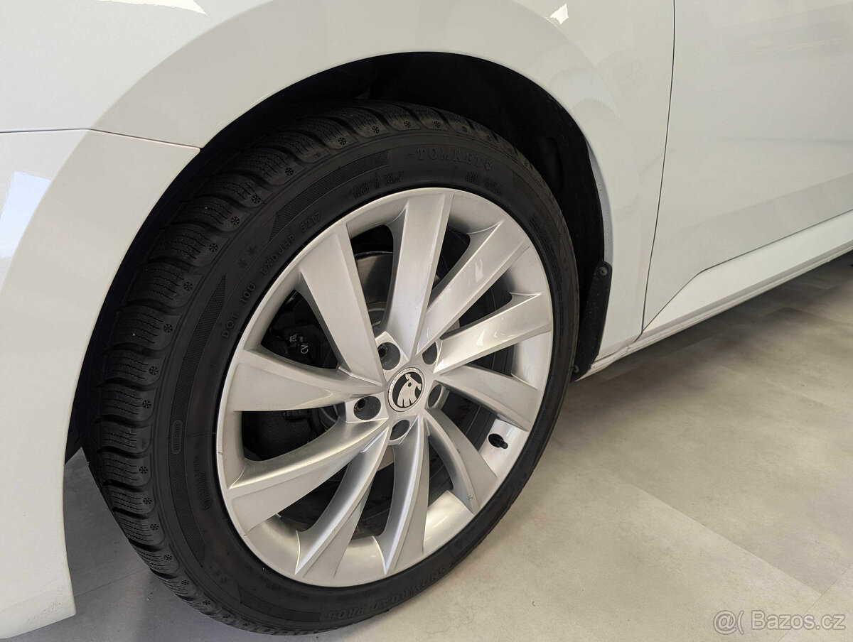 Škoda Superb 2,0 TDI STYLE - 4