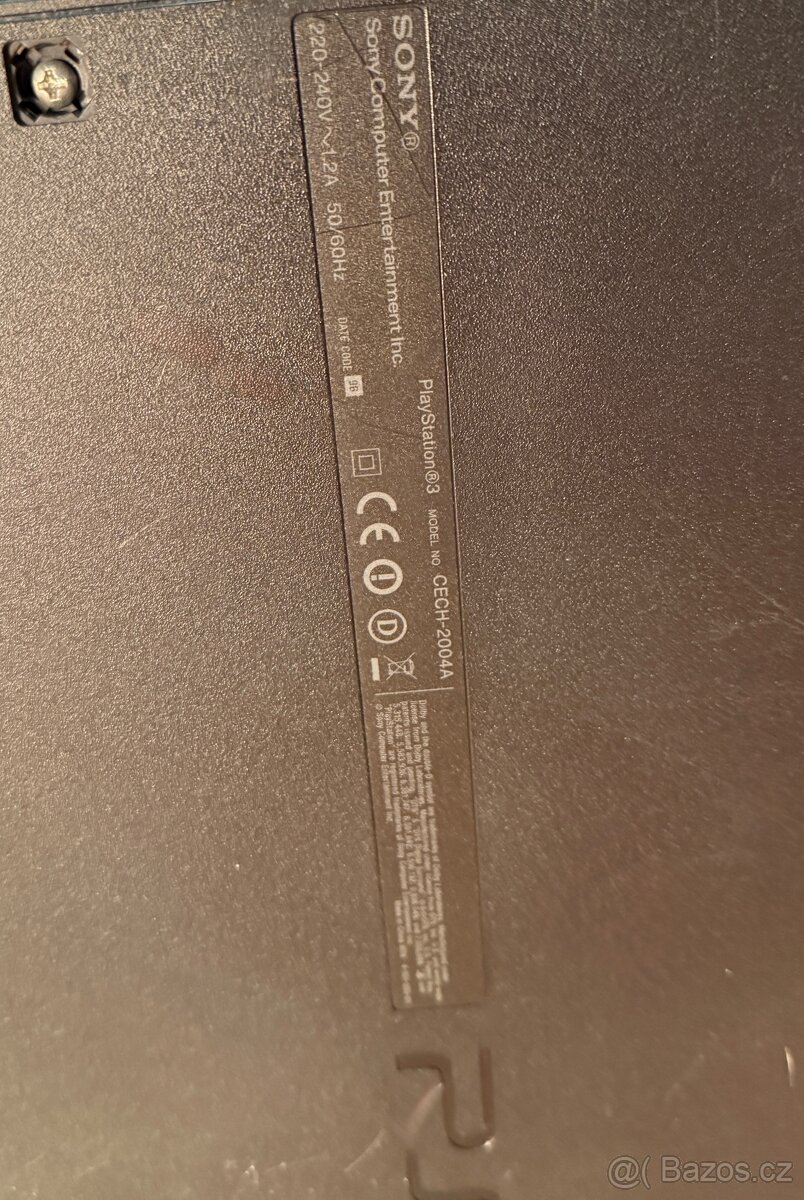 PlayStation 3 Slim + 2 hry a ovladač - 4