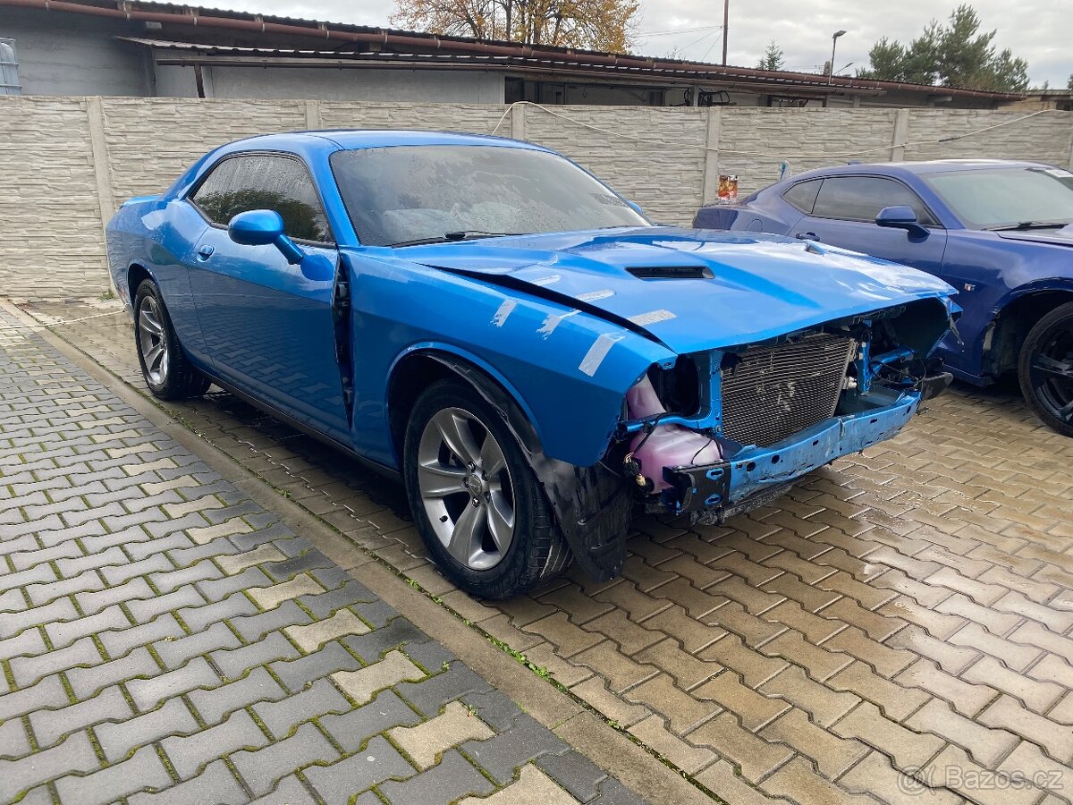 Dodge Challenger 3.6 2019 lehce bourany - 4