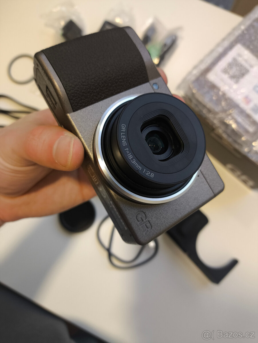 Ricoh GR III diary edition, v zaruke do 3.3.2027 - 4