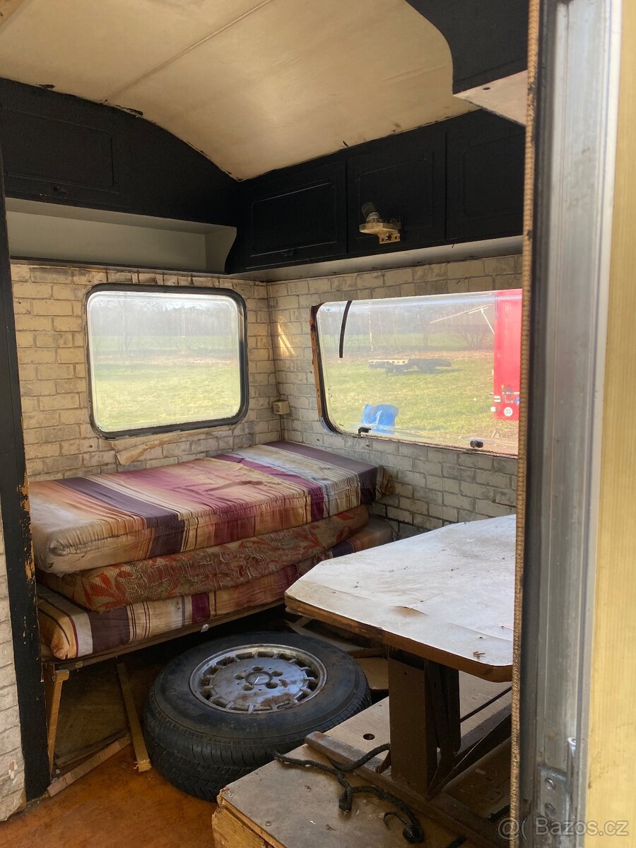 Karavan - 4