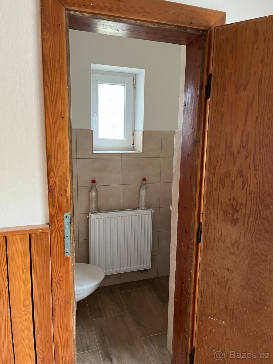 RD se zahradou v Karolince - 4