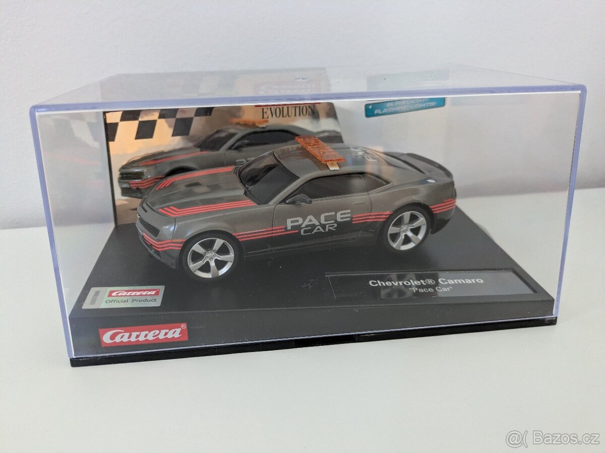 Autíčka na autodráhu Carrera Evolution/D132 - 4