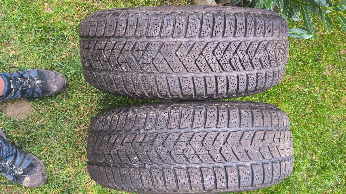 Celoroční pneu Pirelli 215/55 R18 - 4