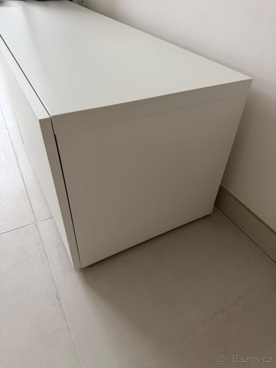 Skříňka Ikea Besta - 4