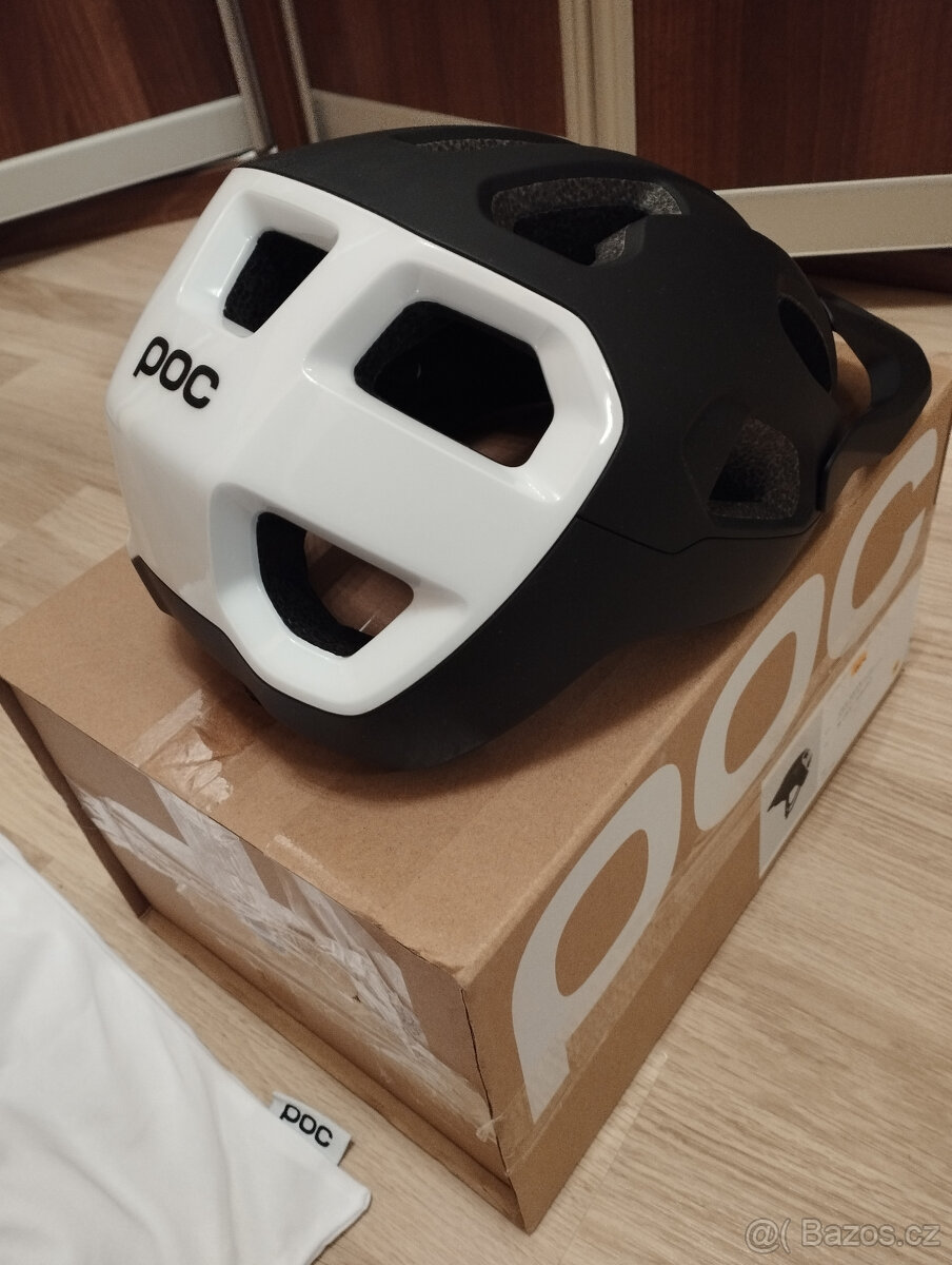 Nová helma POC Cularis MIPS M black/white - 4