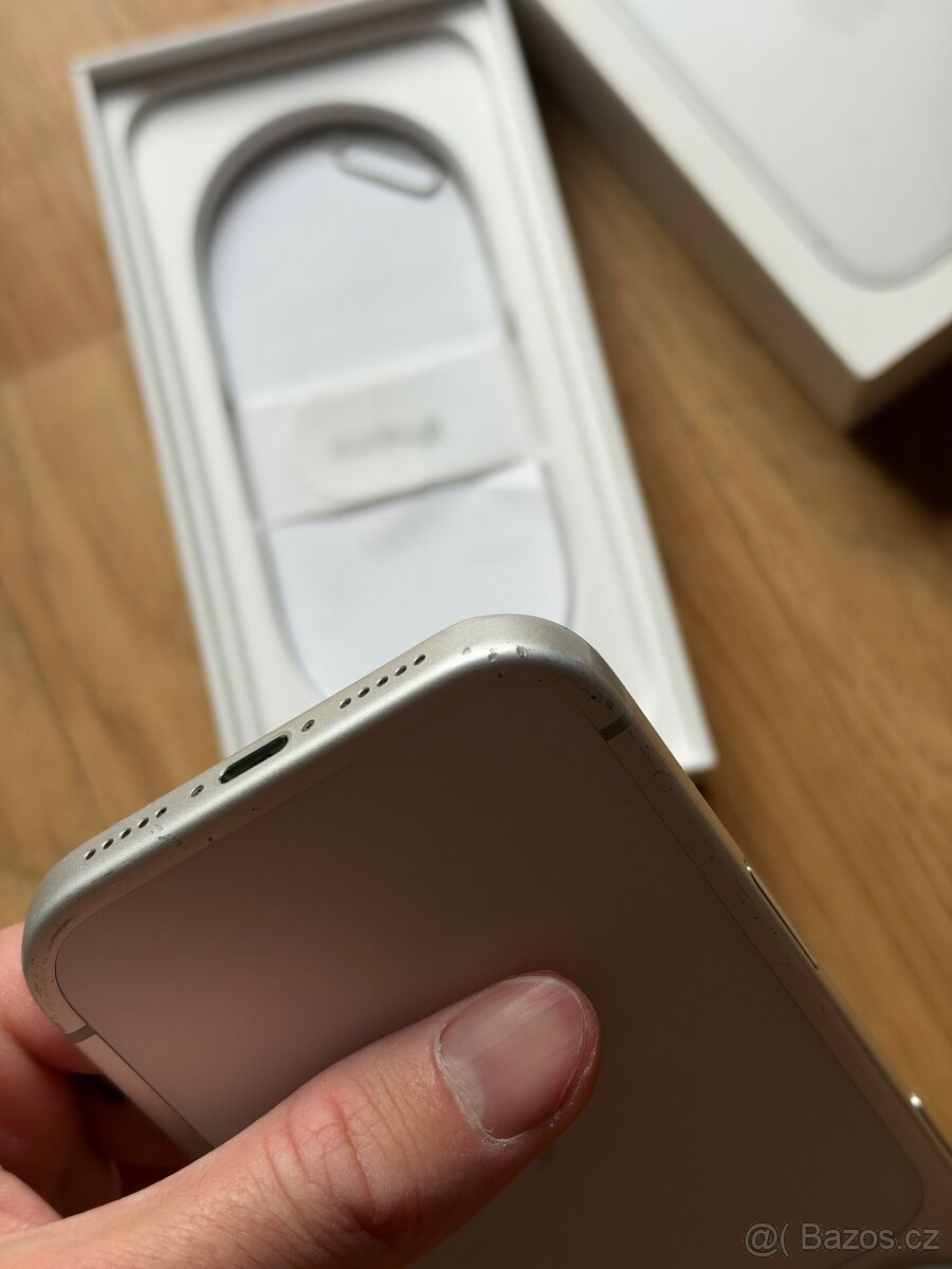 Apple iPhone 17 Pro 256GB stříbrný - 4