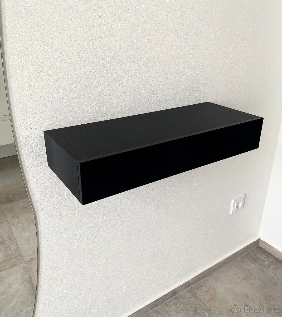 Černá nástěnná šuplíková skřínka polička - 4