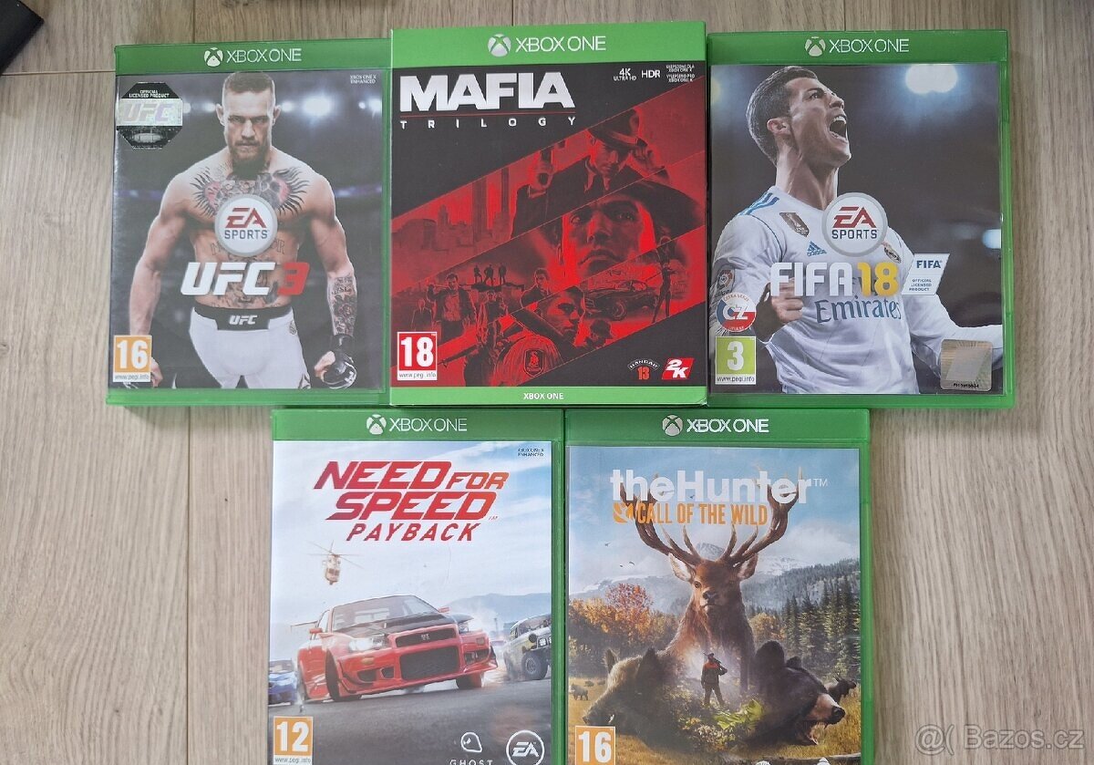 Prodám Xbox Series X - 4