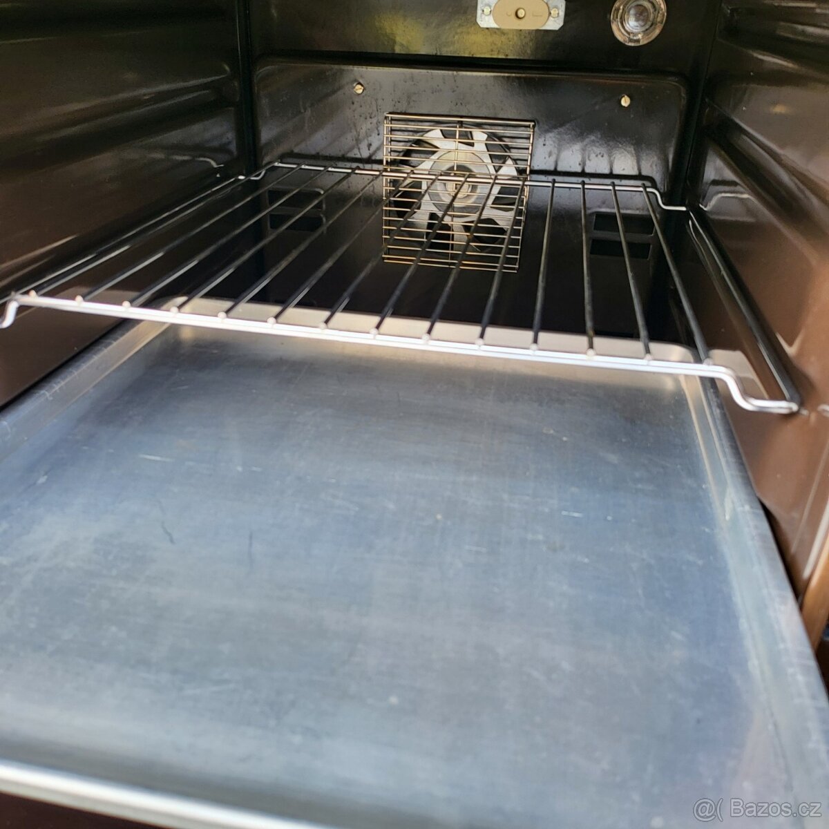 multifunkční hnědý sporák, JAKO NOVÝ, 220V - 4