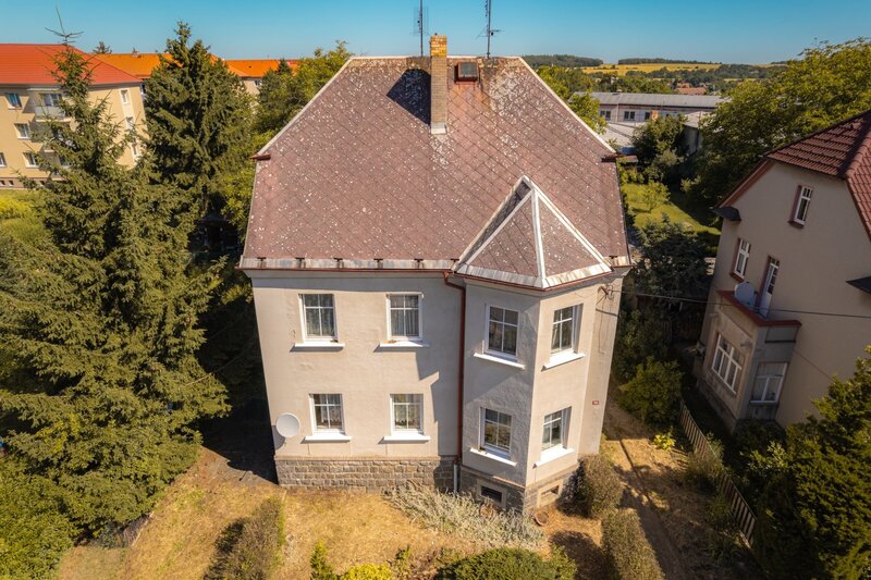 Prvorepubliková vila 5+2 (7+3) 380m2 / balkon /garáž / zahra - 4