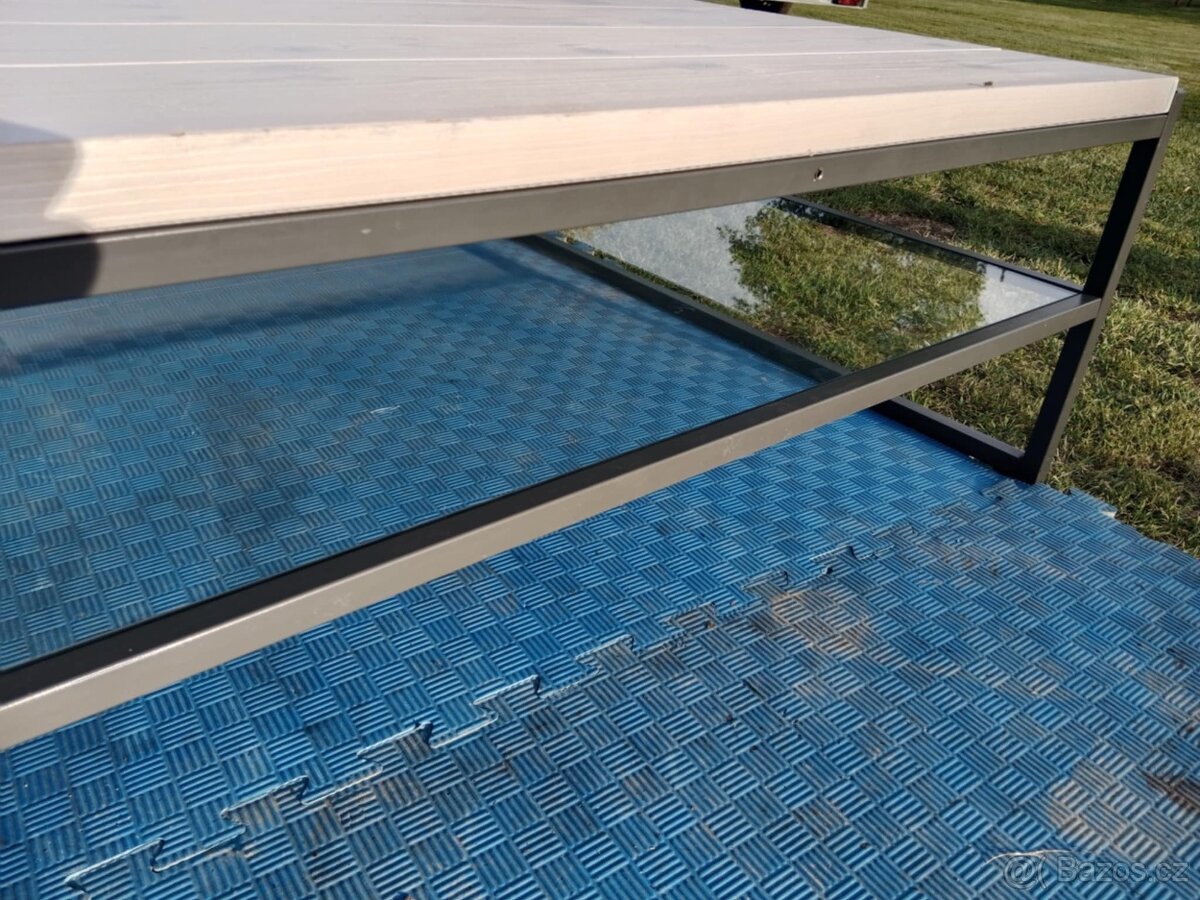 Konferenční stolek - 4