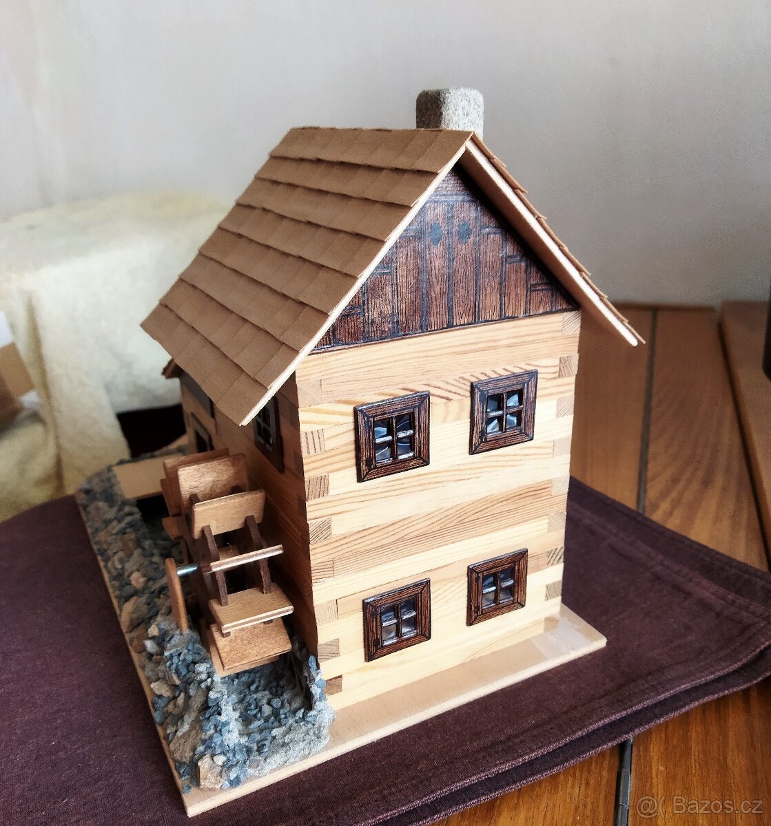 dekorační model "vodní mlýn" - 4