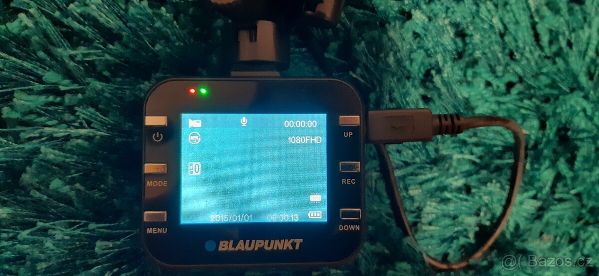 3x funkční autokamera: - 4