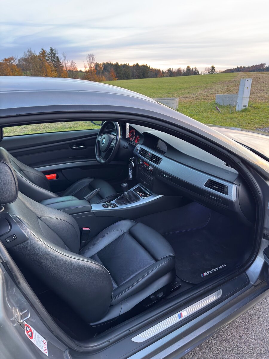Bmw E92 330XD MPAKET - 4