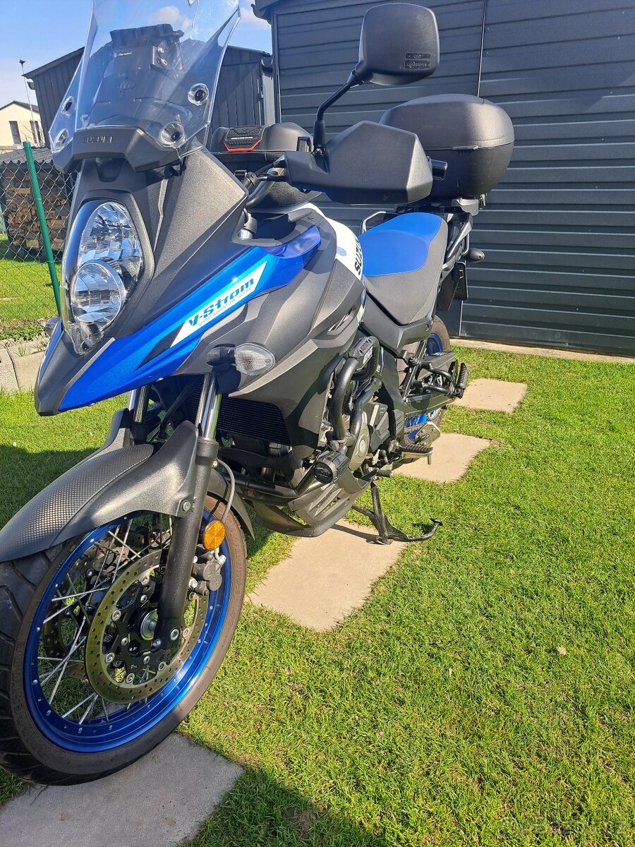 Suzuki V-Strom XT 650 - 4