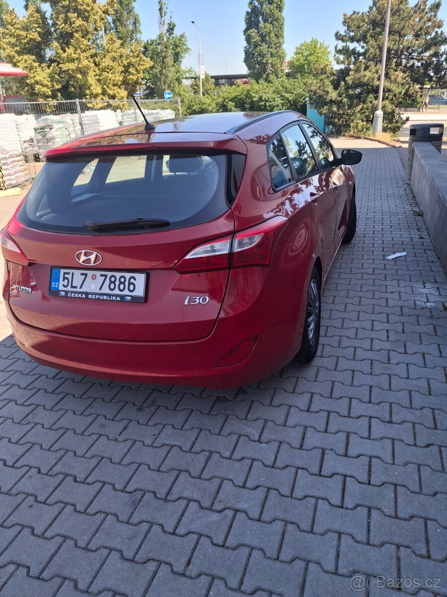 Prodam Hyundai i30 KOMBI - 4
