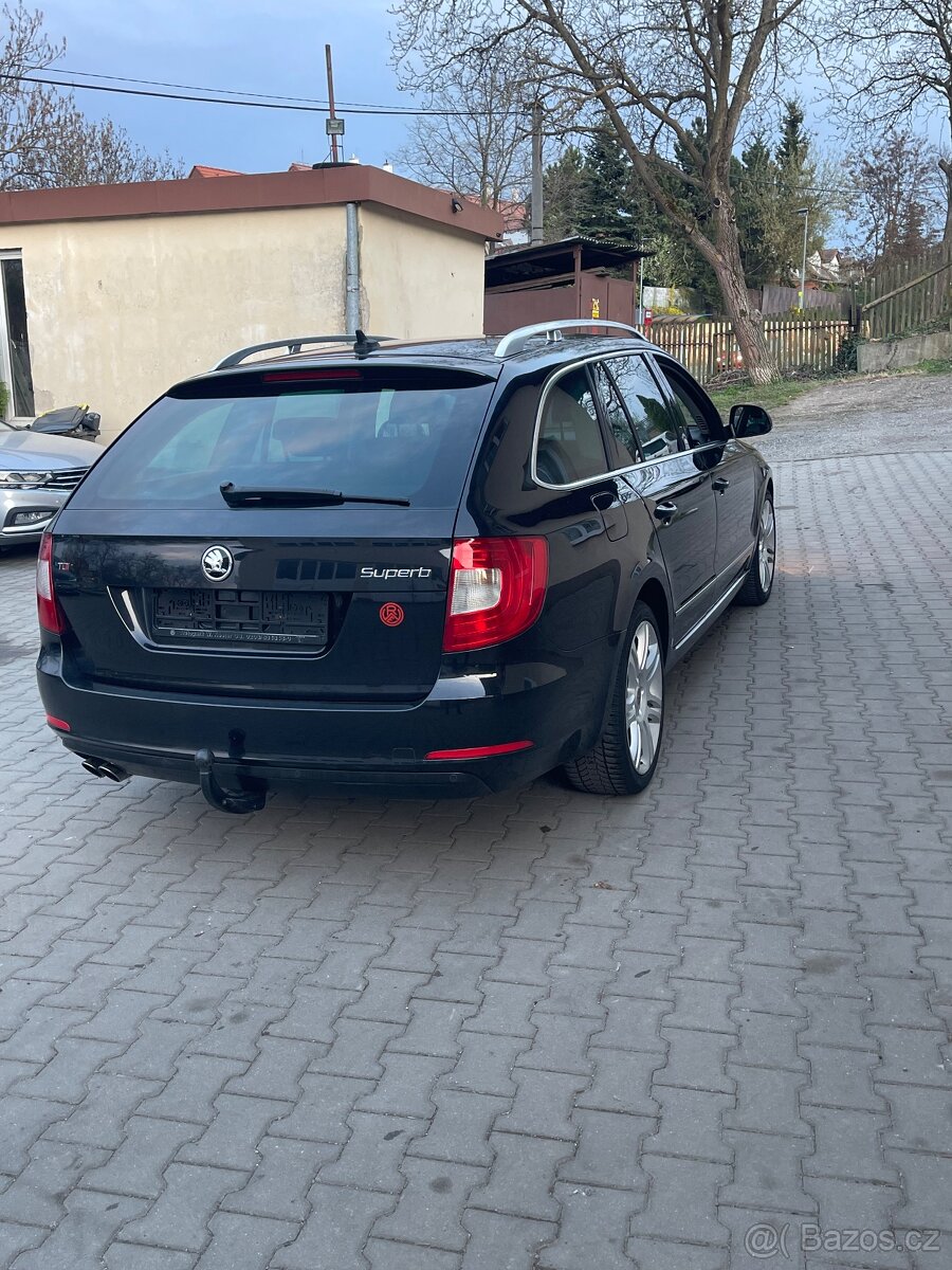 Na Prodej Škoda Superb - 4