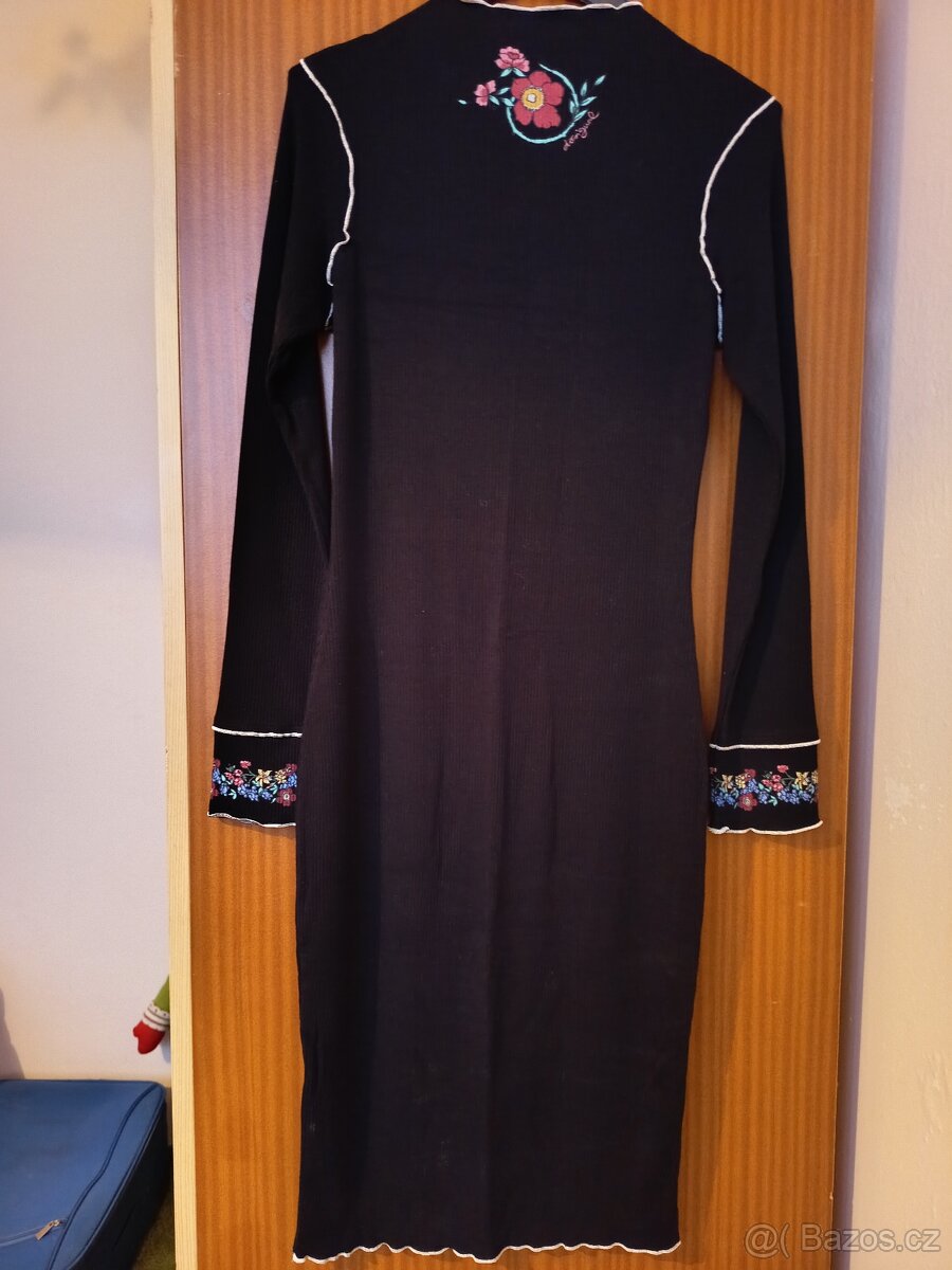 Nové šaty Desigual - 4
