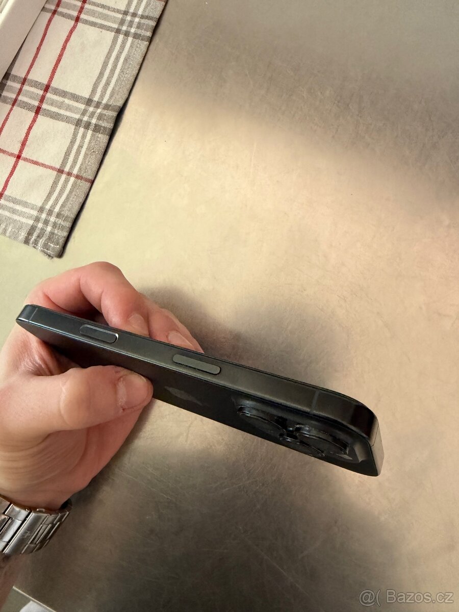 IPhone 16 pro - 4