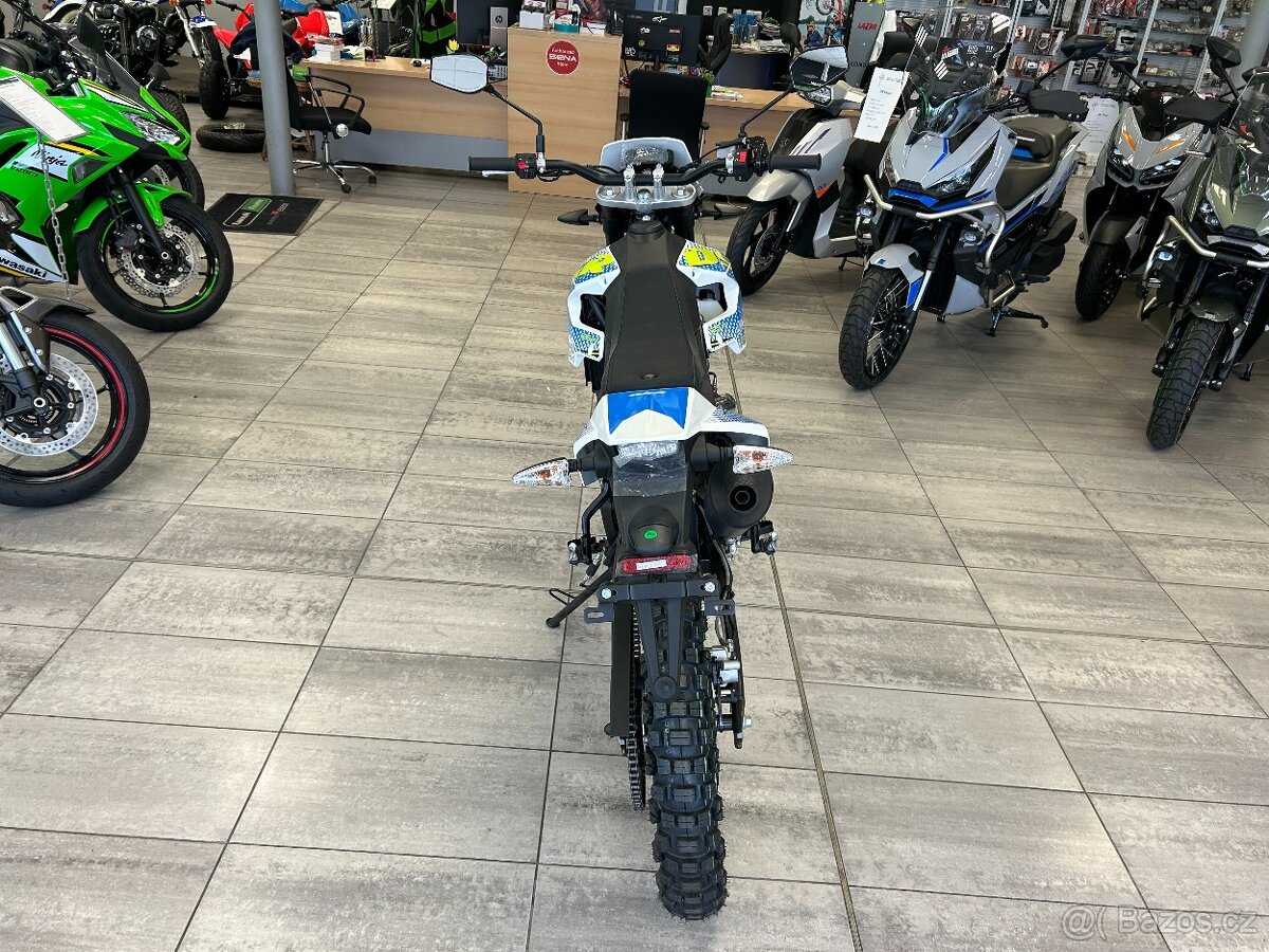 UM Motorcycles DSR EX 125 2025 Skladem
