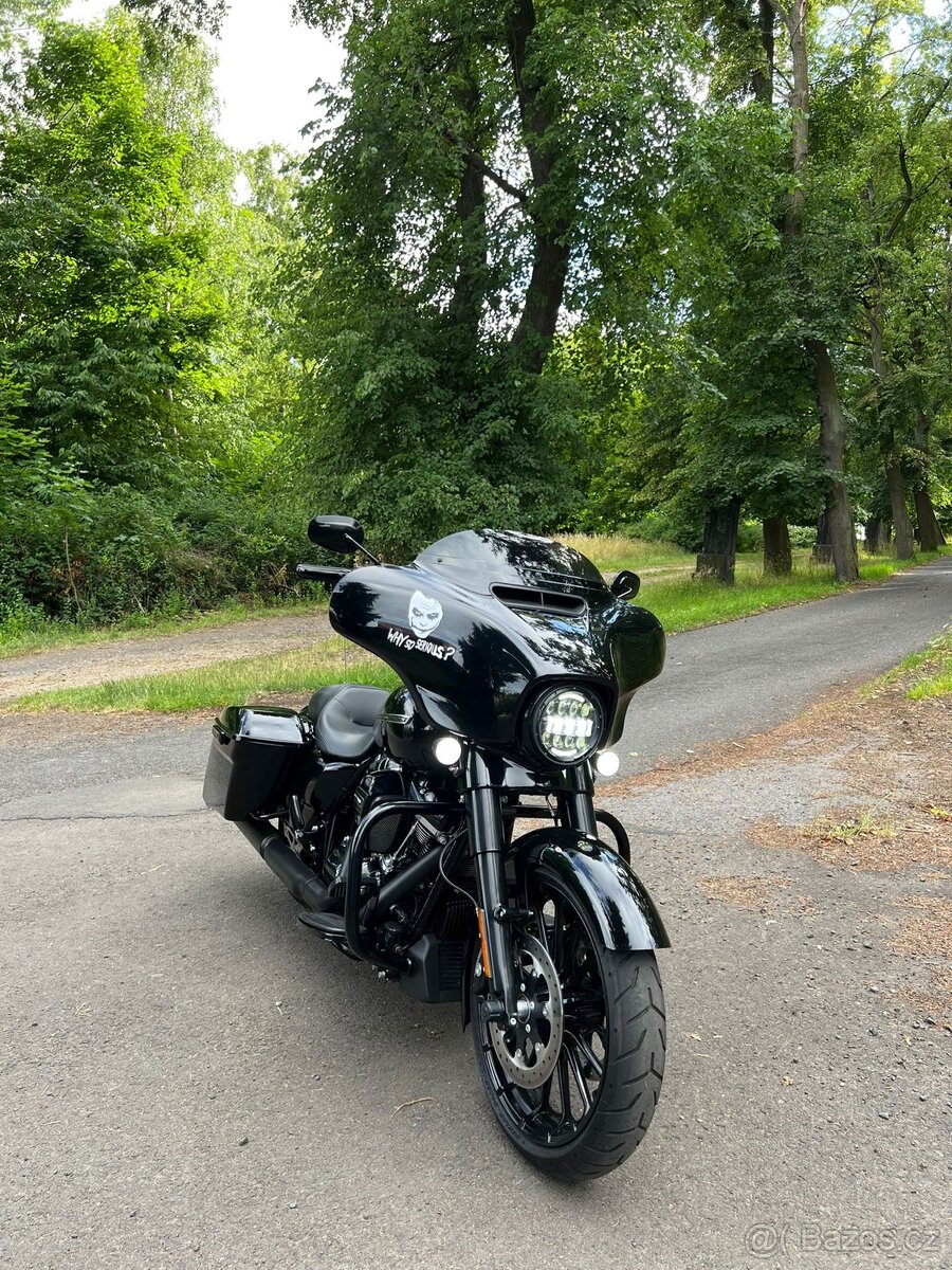 Harley Davidson Street Glide Special FLHXS - 4