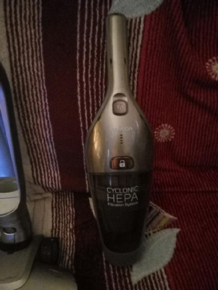 Tyčový aku vysavač Sencor, 2v1, bezsáčkový - 4