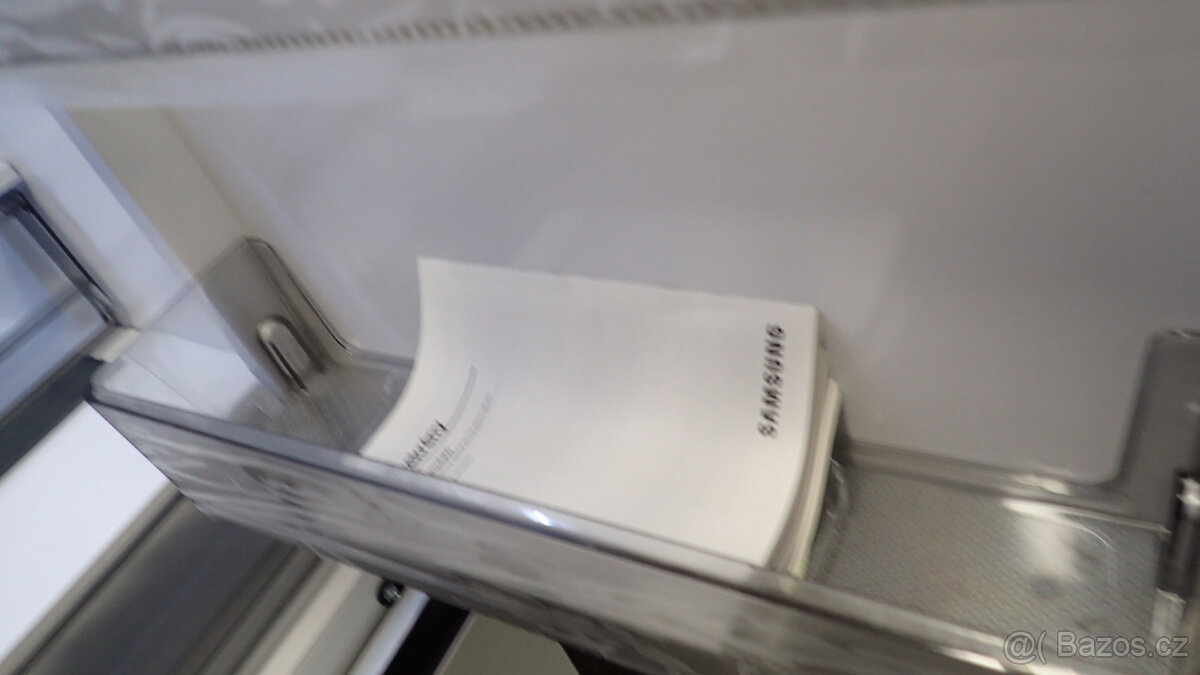 Luxusní Lednice SAMSUNG RB38C7B6D12/EF nové čti... - 4