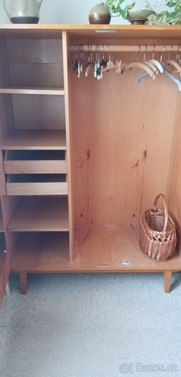 Prodej retro z 60. let - 4