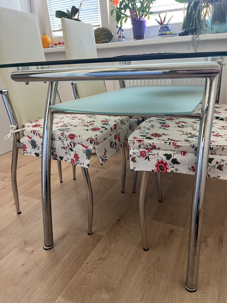 Nadčasový skleněný stůl 300 kč + odvoz nutný - 4