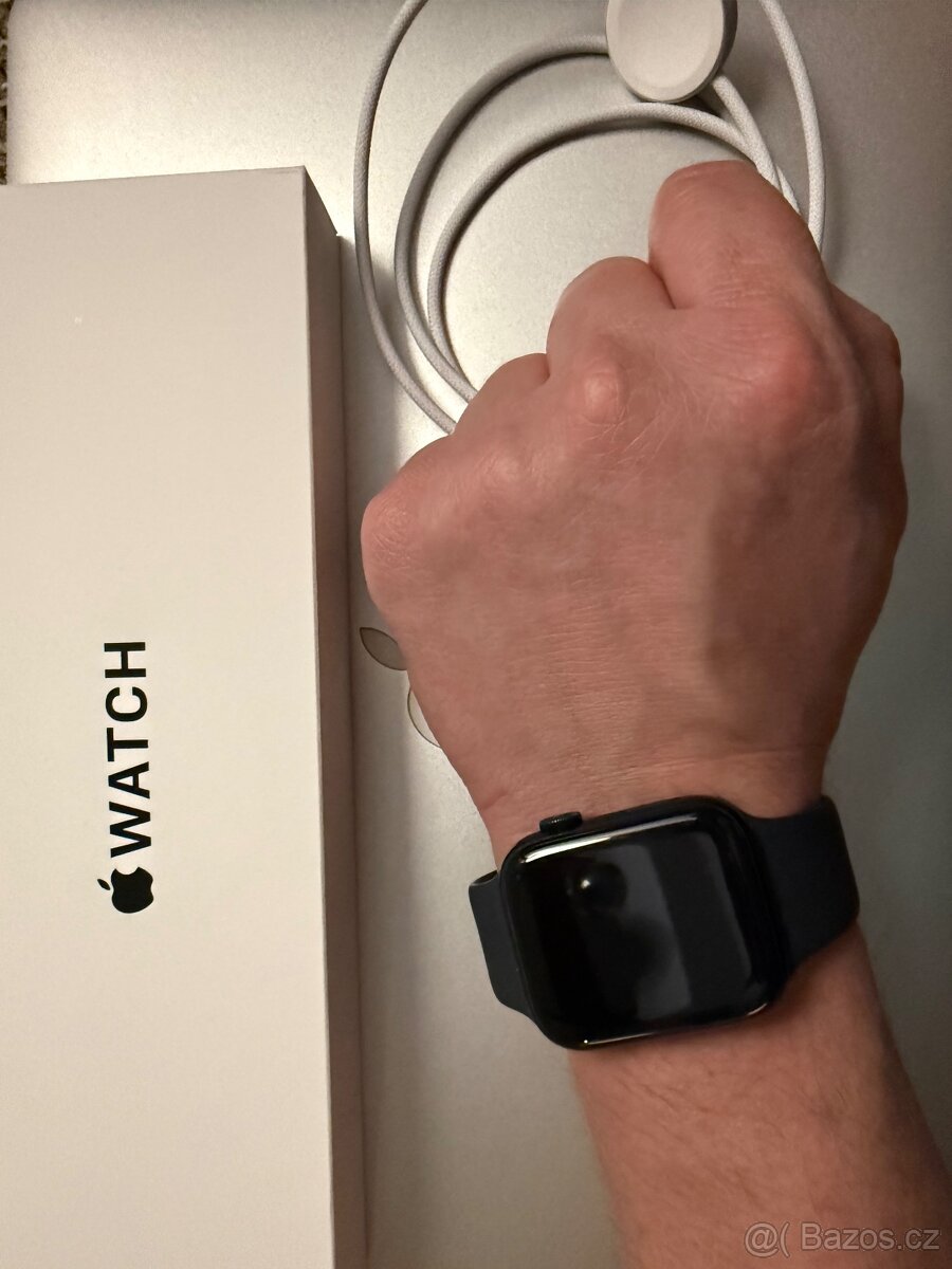 Apple Watch SE 3 GPS+Cell 44mm Midnight Alu Midnight Sport - 4