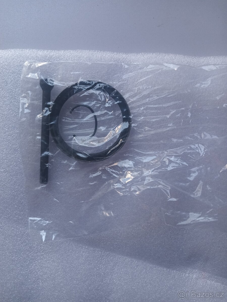 Poloosa T5 1.9TDI /POMOCNÝ HŘÍDEL/ 6BIEG HART 450216 - 4