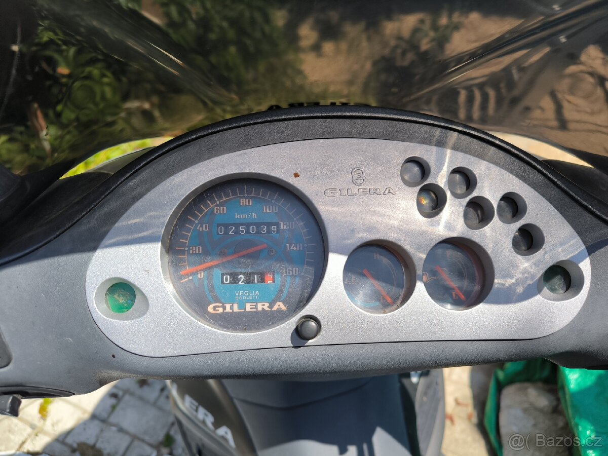 GILERA RUNNER VXR 180 - 4