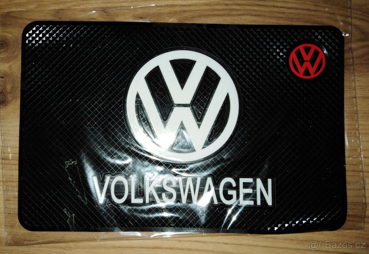 Protiskluzová podložka s logem - 4