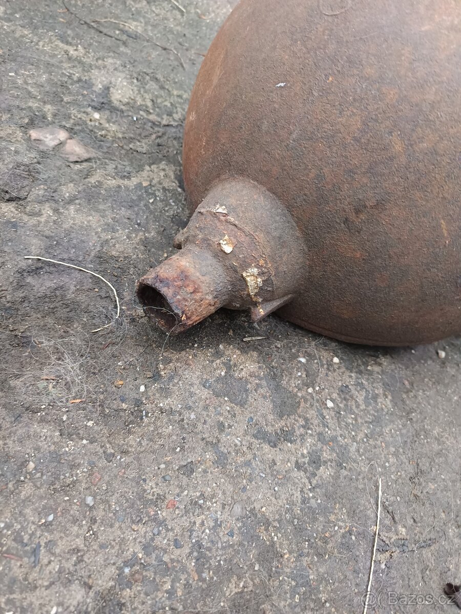 Stará litinová výlevka - 4