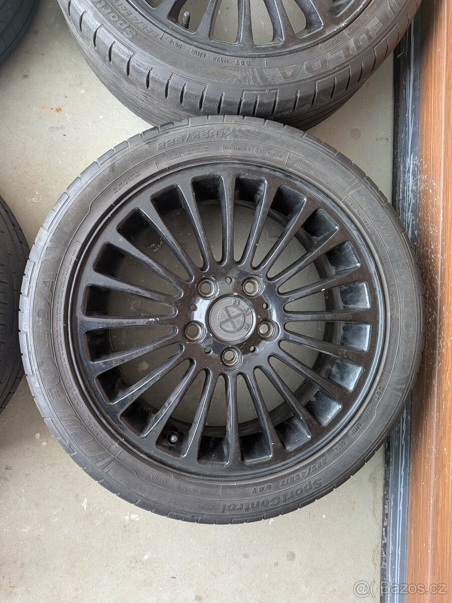 Kola BMW, Styling 73 - 4