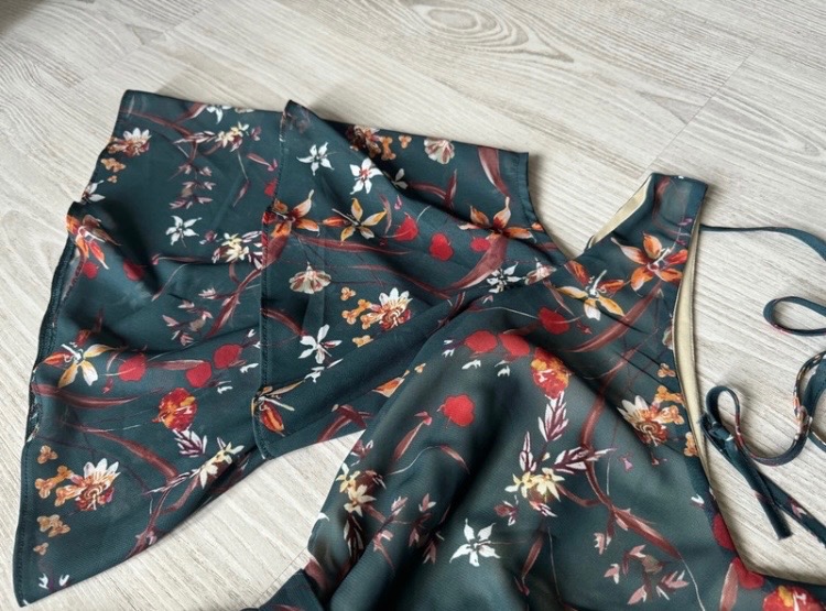 Zelené květované šaty - 4